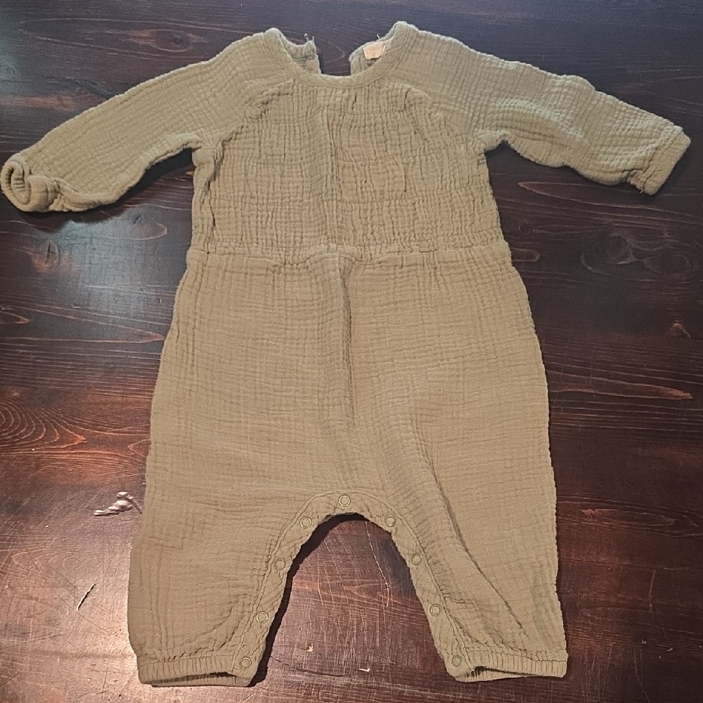 ​Grayson Collective Sage Green Gauze Muslin Romper 6-9M